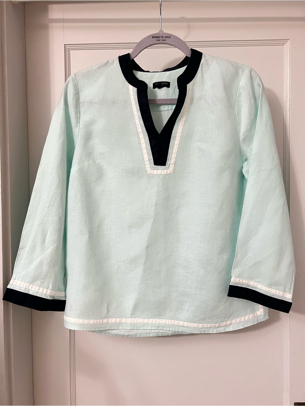 Talbots linen Mint Tunic with navy blue Trim